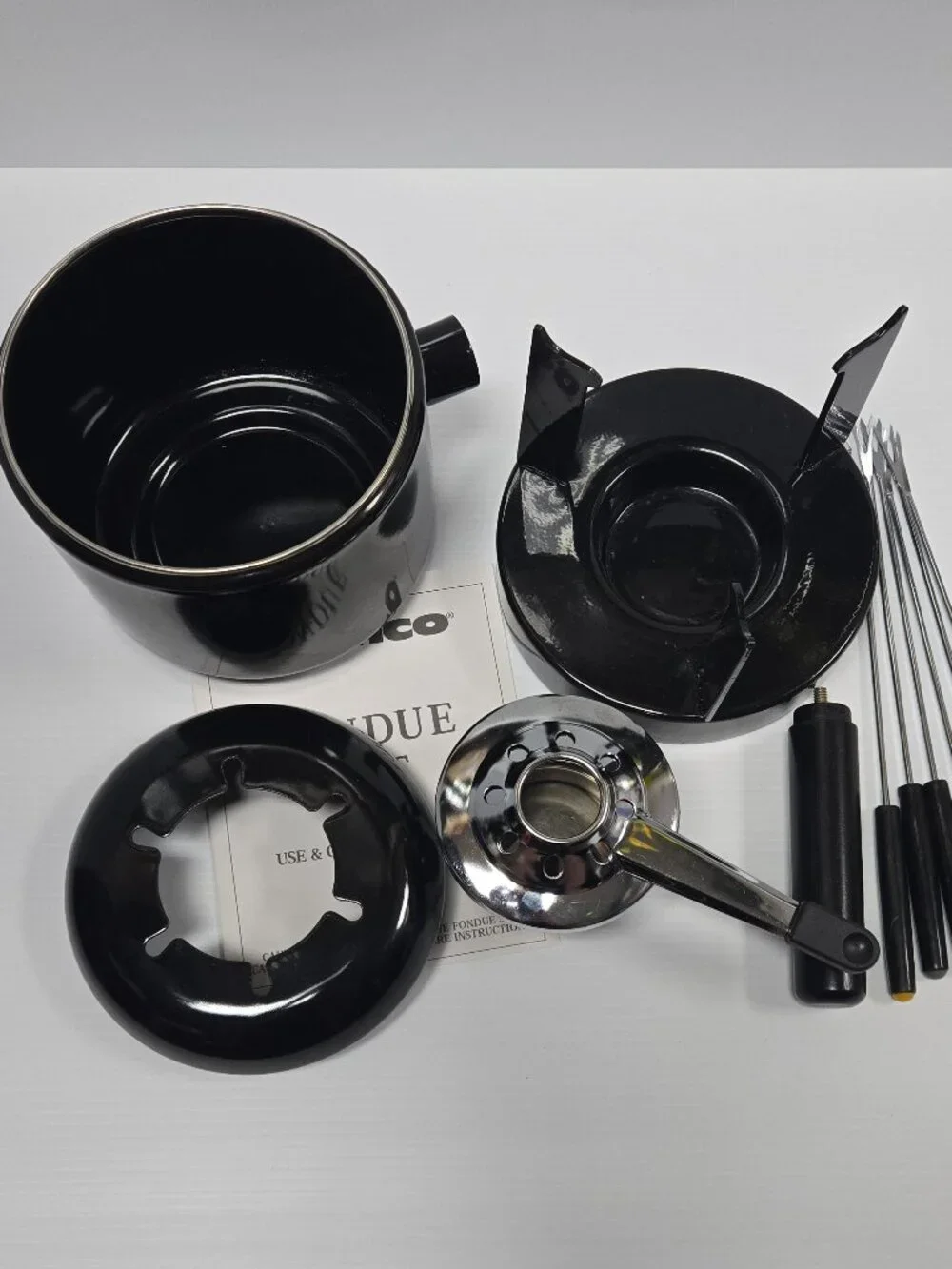Roshco Porcelain Enamel Fondue Pot 10 Piece Set 58901BK